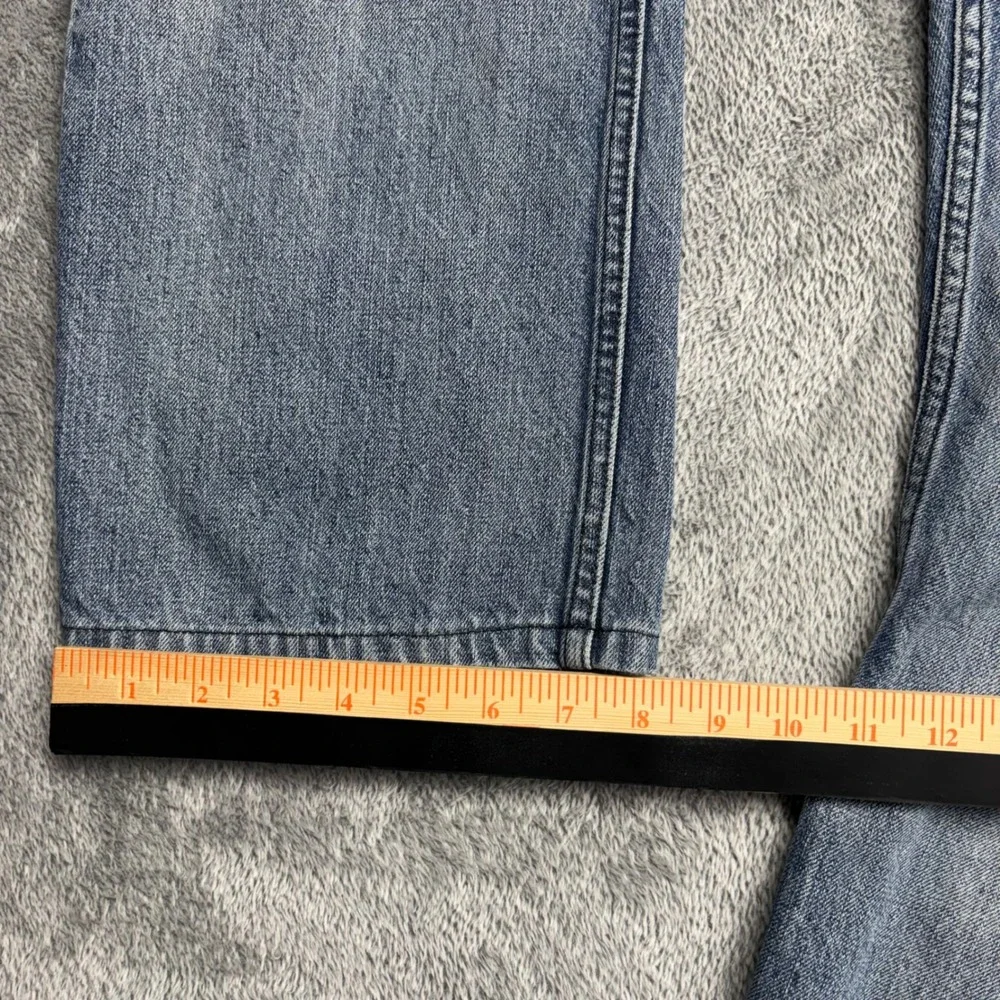 Levi's 514 Slim Straight Jeans Mens 34x30 Blue Good Light Wash Denim Zip Fly